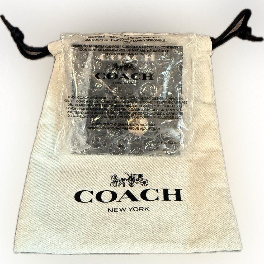 ♌️COACH♌️Leo Zodiac Gold Tone Necklace with Dust Bag/NWT - Picture 7 of 8